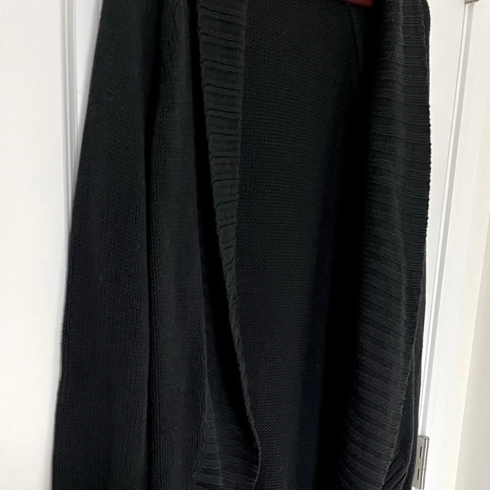 Chunky Buttonless Cardigan - Picture 2 of 7